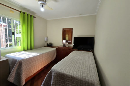 Sobrado à venda com 4 quartos, sendo 1 suíte,  em Vila Jaguara, São Paulo, SP
