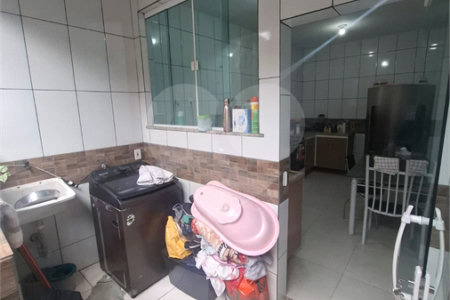 Casa à venda com 3 quartos, sendo 1 suíte, em Santíssimo, Rio de Janeiro, RJ