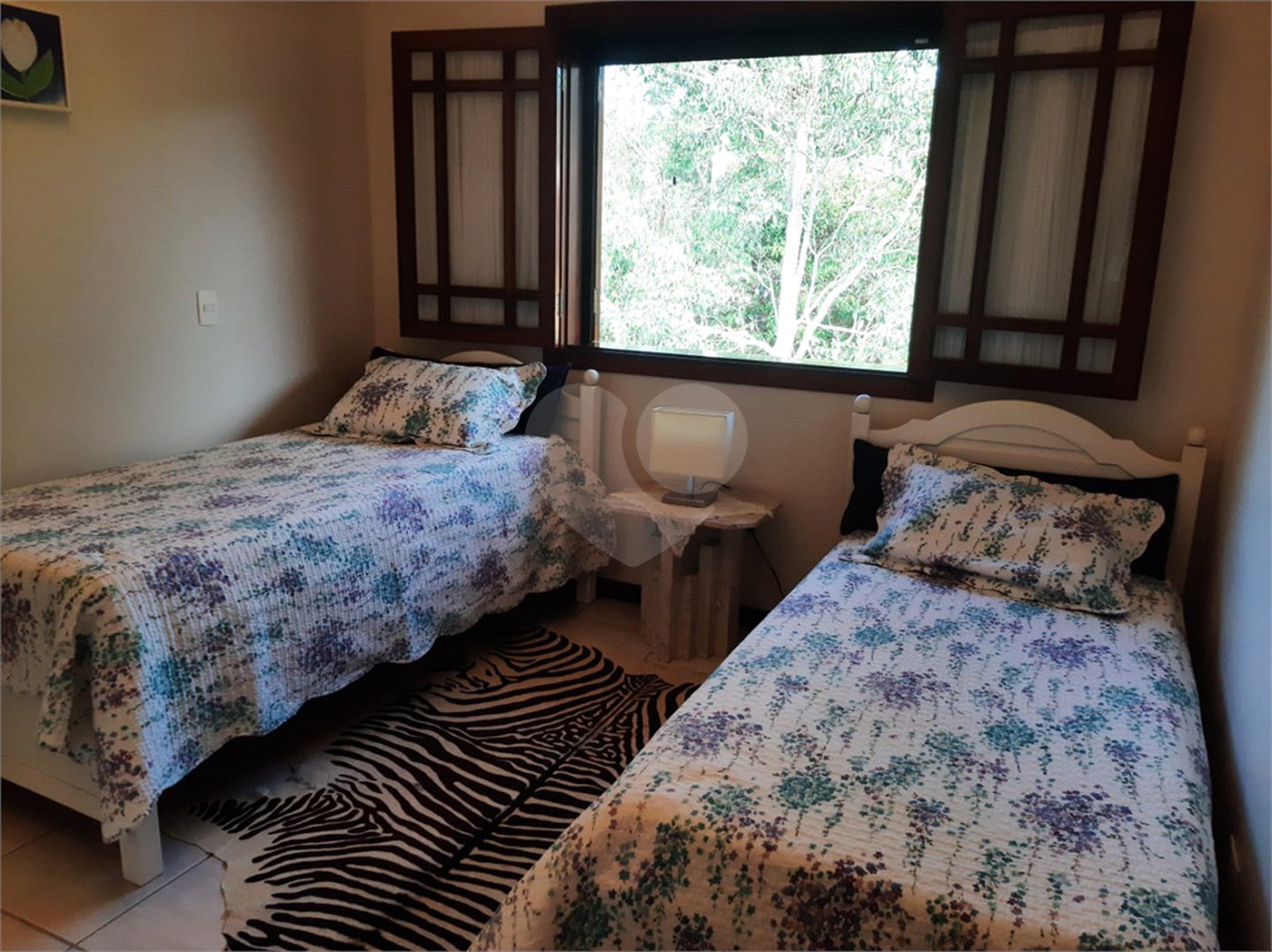 Casa à venda com 4 quartos, sendo 2 suítes,  no condomínio Estância Marambaia, Vinhedo - SP