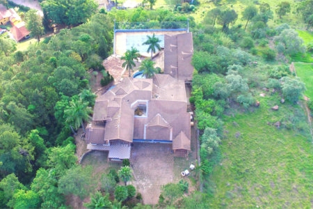 Casa à venda com 14 quartos, sendo 10 suítes, em Observatório, Vinhedo, SP