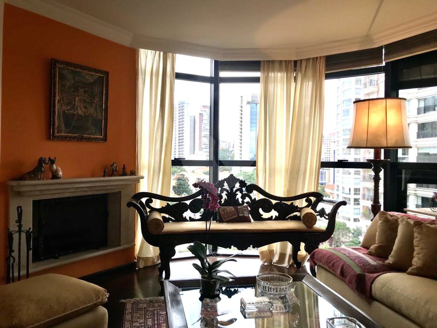 Apartamento à venda com 3 suítes em Vila Mariana, São Paulo, SP