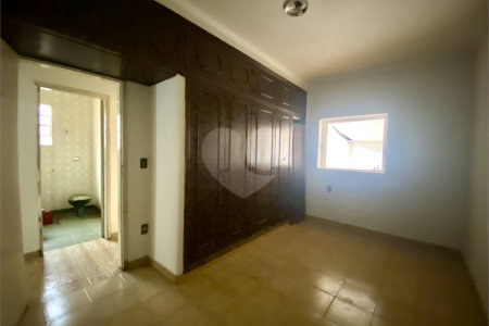 Sobrado à venda com 3 suítes em Campos Elíseos, Ribeirão Preto, SP