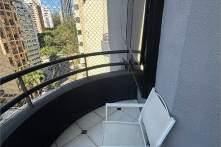 Apartamento à venda ou para alugar com 1 suíte em Vila Suzana, São Paulo, SP