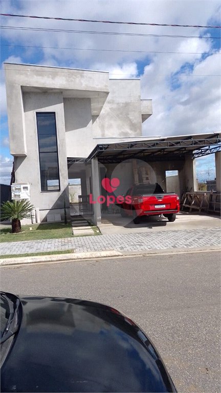Casa à venda com 3 suítes no condomínio Reserva Aruanã, São José dos Campos - SP