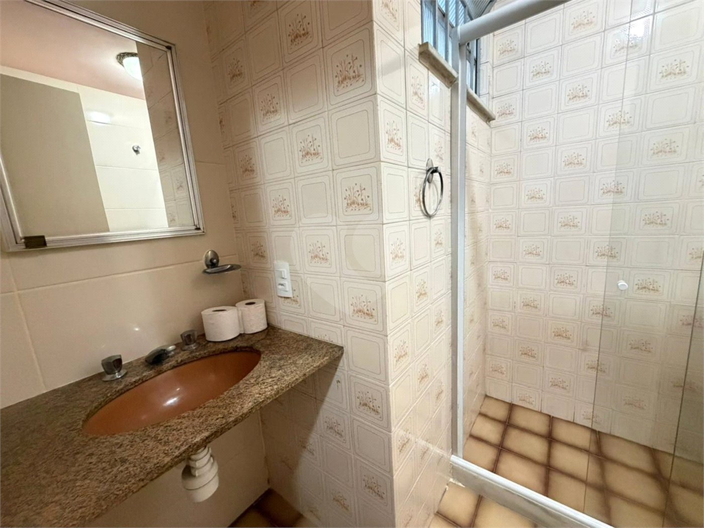Apartamento à venda com 2 quartos, sendo 1 suíte,  em Tijuca, Rio de Janeiro, RJ