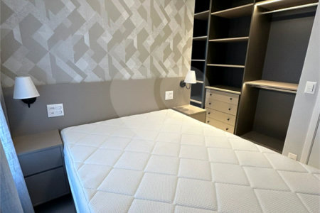 Apartamento à venda com 3 suítes em Jardim das Acácias, São Paulo, SP