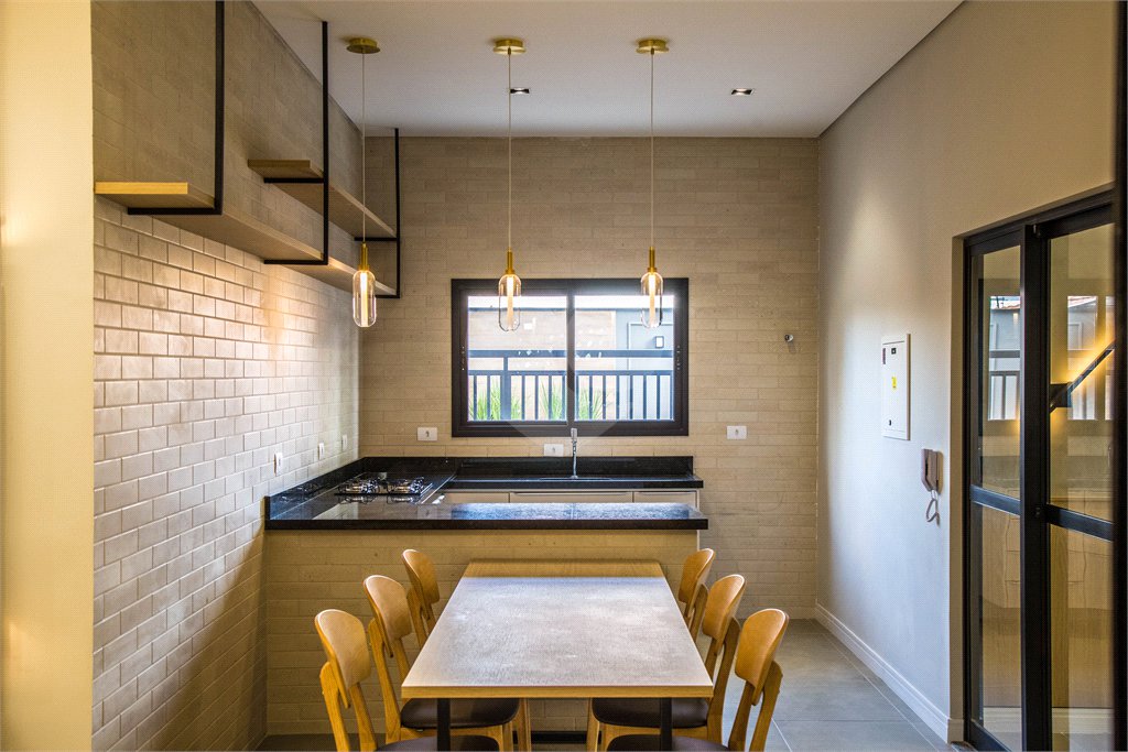 Apartamento à venda com 3 quartos, sendo 1 suíte,  em Jardim Oswaldo Cruz, São José dos Campos, SP