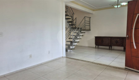 Casa à venda com 3 quartos, sendo 1 suíte,  no condomínio Residencial Horto Villagio, Sorocaba - SP