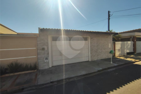 Casa ampla com edícula 3 Quartos