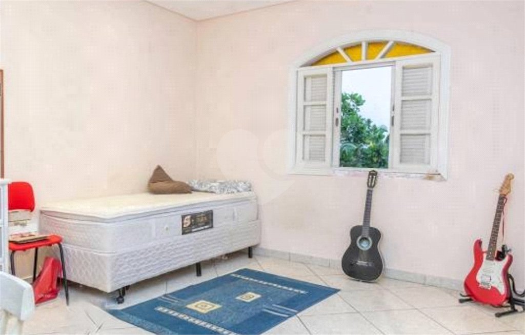 Sobrado à venda com 3 quartos, sendo 1 suíte,  em Jardim Monte Kemel, São Paulo, SP