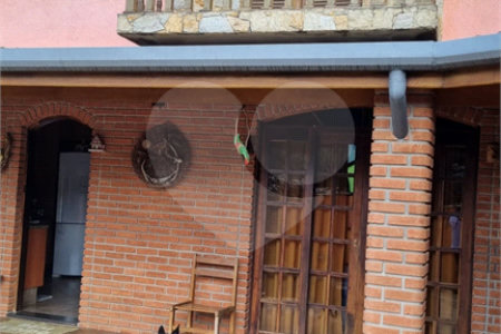 Casa à venda com 4 quartos, sendo 2 suítes, no condomínio Aruã Eco Park, Mogi das Cruzes - SP