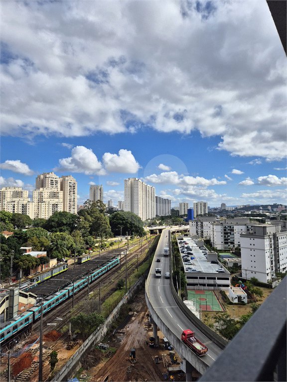 Apartamento à venda com 3 quartos, sendo 1 suíte, em Vila Anastácio, São Paulo, SP