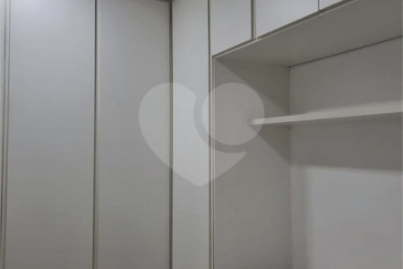 Flat à venda com 1 suíte em Moema, São Paulo, SP