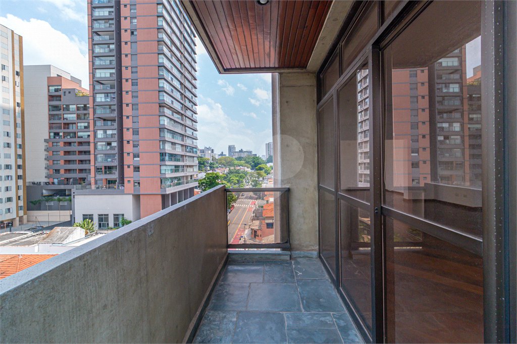 Apartamento à venda com 4 quartos, sendo 3 suítes,  em Chácara Santo Antônio, São Paulo, SP