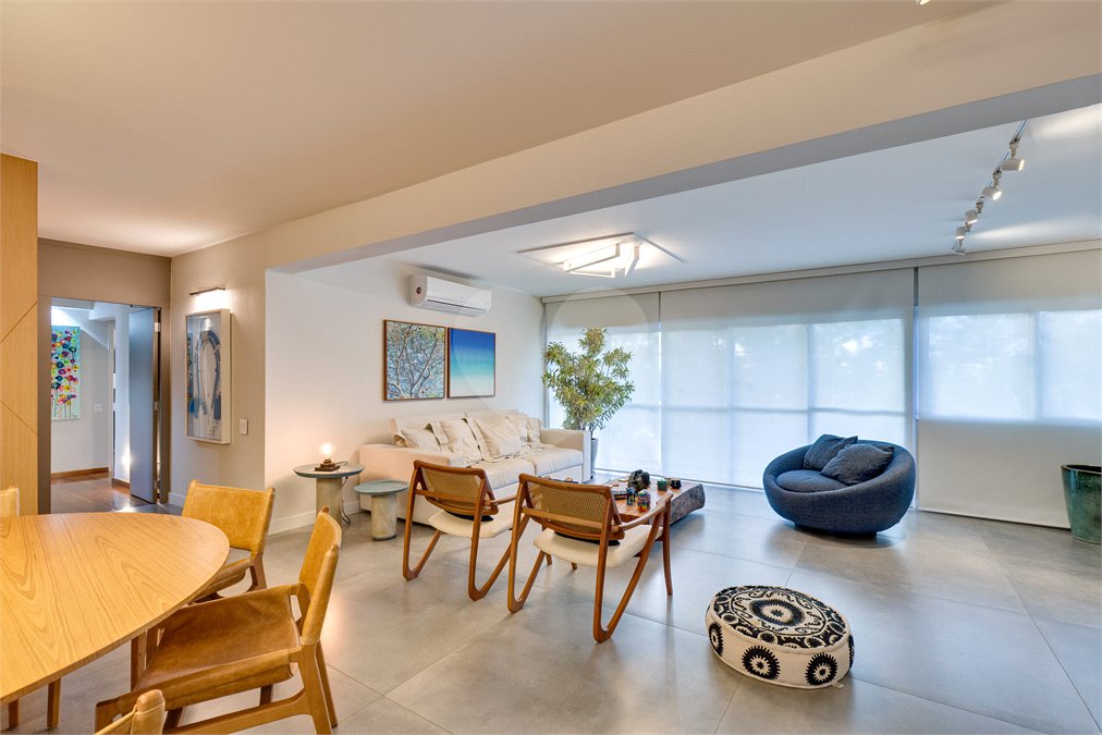 Apartamento à venda com 4 quartos, sendo 3 suítes, em Alto da Boa Vista, São Paulo, SP
