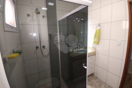 Casa à venda com 3 suítes no condomínio Morada das Hortênsias, São Paulo - SP