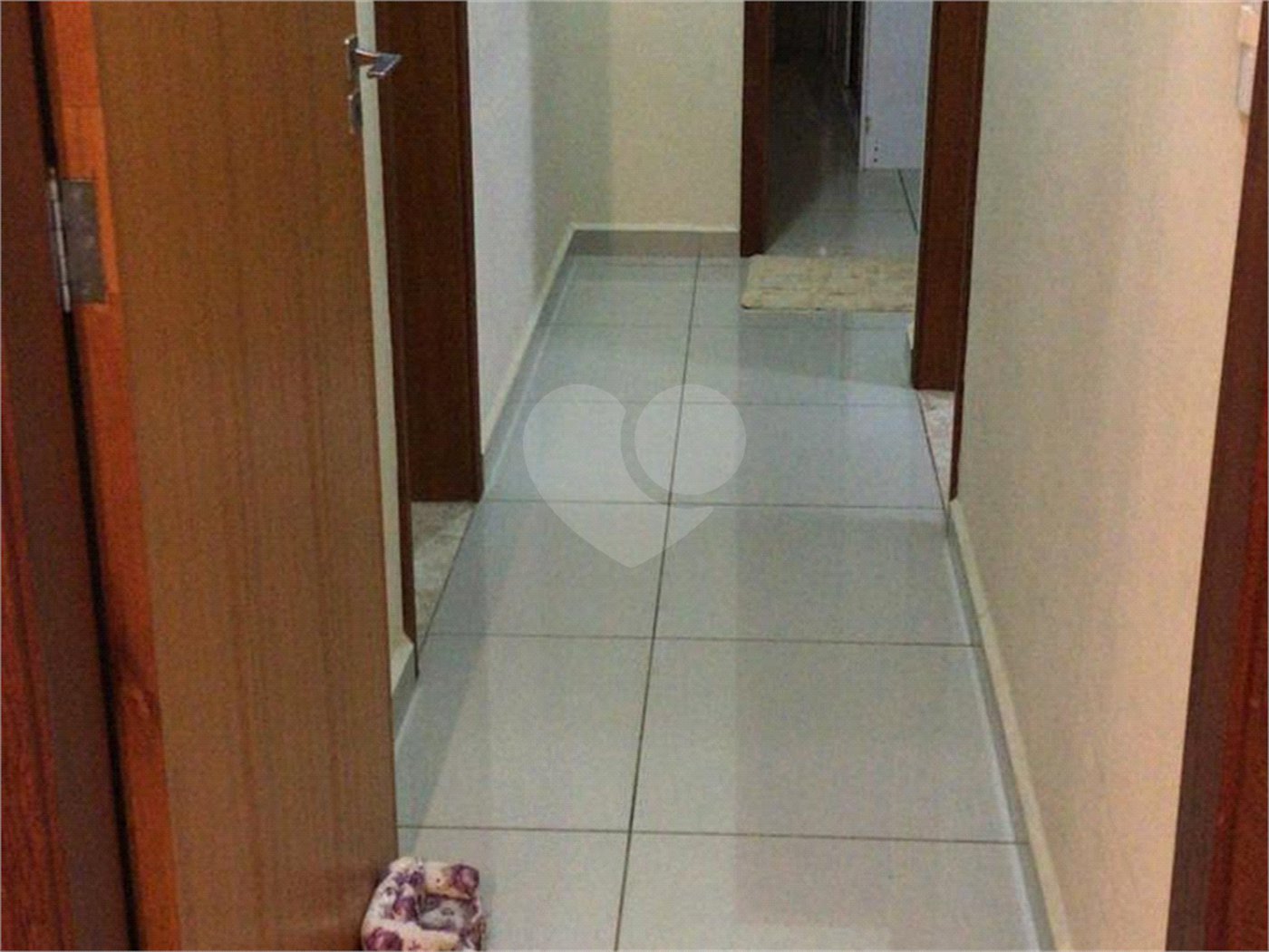 Casa à venda com 3 quartos, sendo 1 suíte,  no condomínio Horto Florestal II, Sorocaba - SP