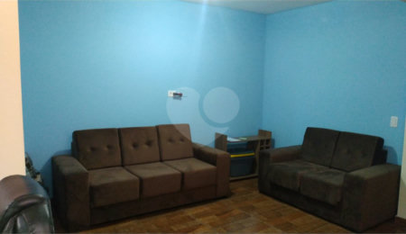 Casa à venda com 1 quarto em Água Vermelha, Poá, SP
