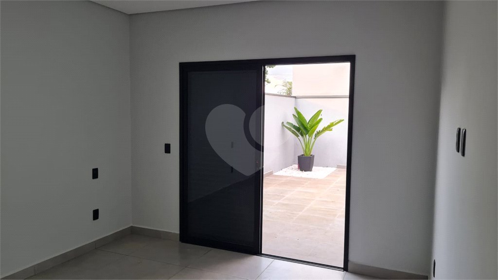 Casa à venda com 3 quartos, sendo 2 suítes, no condomínio Campos do Conde Ii, Paulínia - SP