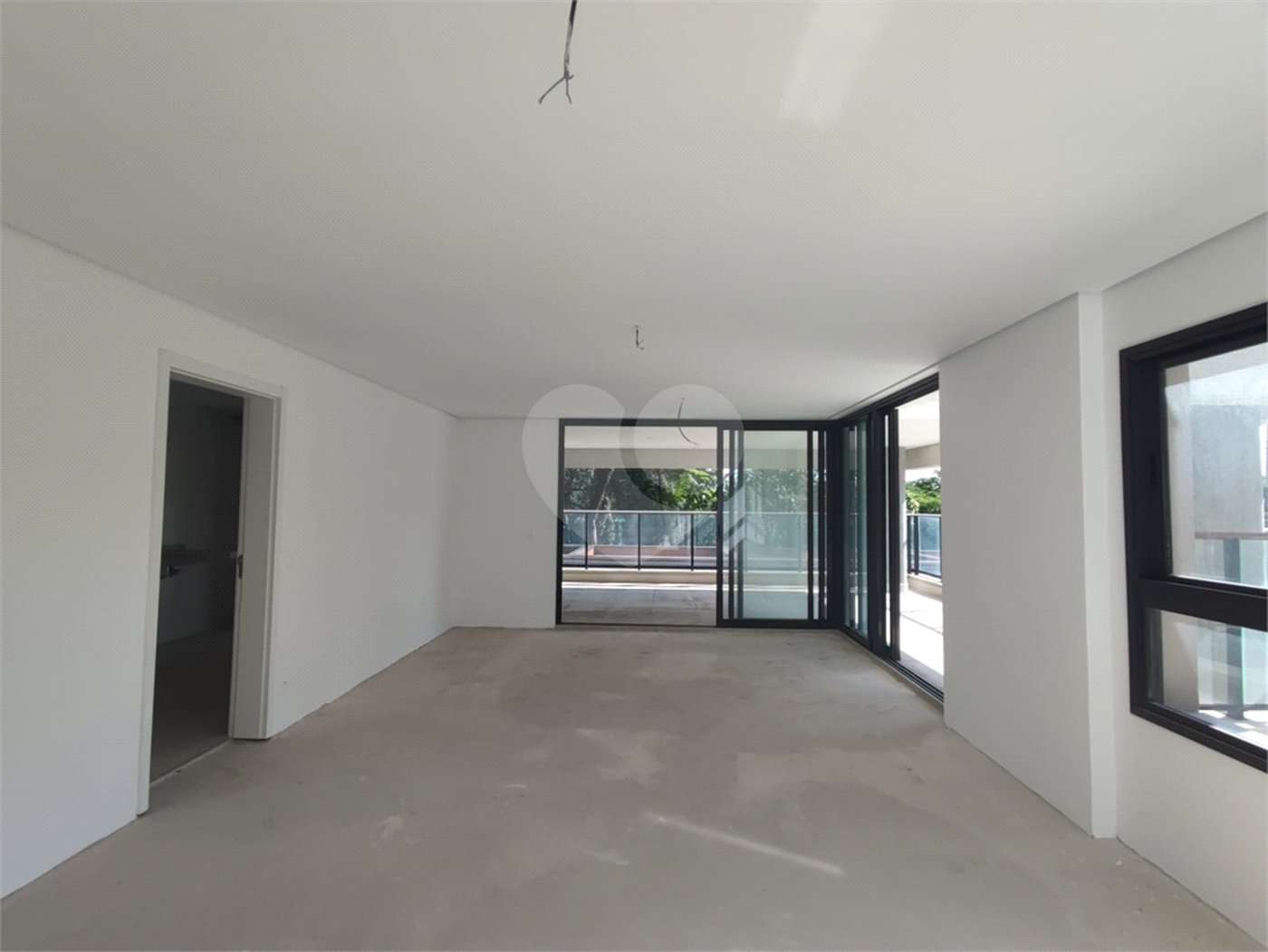 Apartamento à venda com 4 suítes em Jardim Leonor, São Paulo, SP