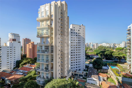 Apartamento à venda com 4 suítes em Moema, São Paulo, SP