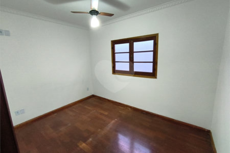 Casa à venda com 7 quartos, sendo 2 suítes,  no Centro, Itapetininga, SP