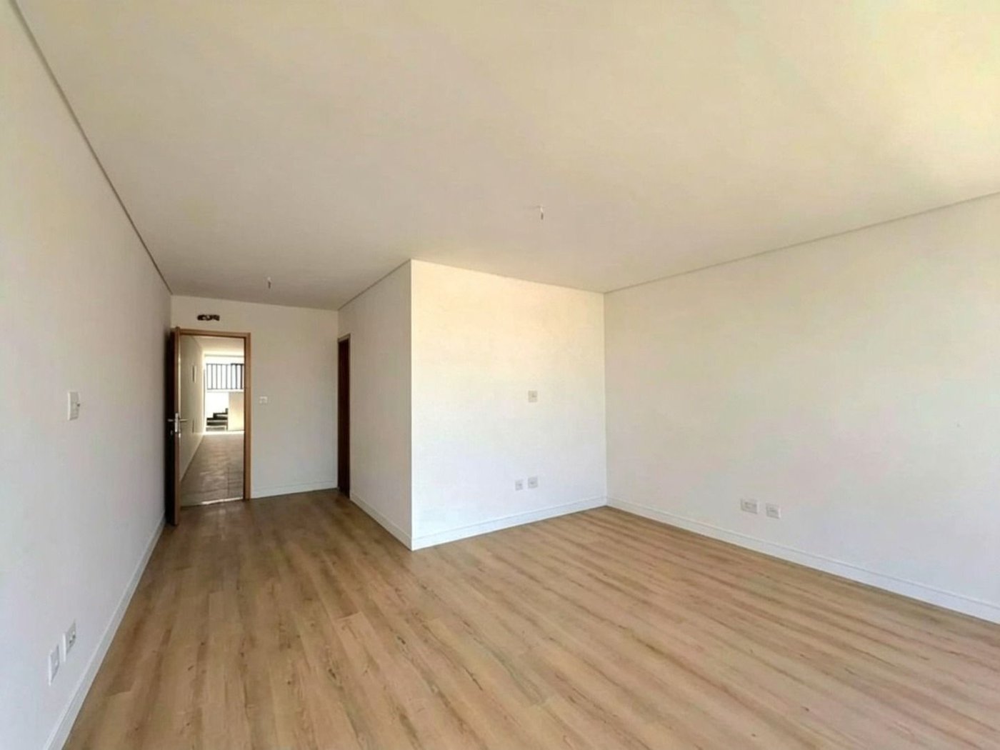 Sobreposta Alta à Venda na Aparecida em Santos | 3 Suítes | Piscina | Salão de Festas | 2 Vagas | 202 m²
