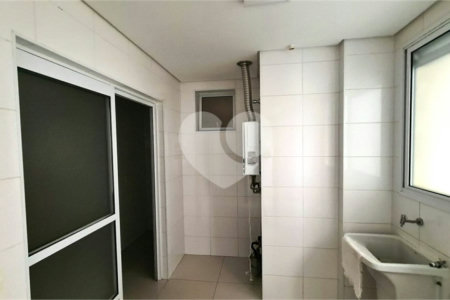 Apartamento à venda com 3 quartos, sendo 2 suítes, em Santa Teresinha, São Paulo, SP