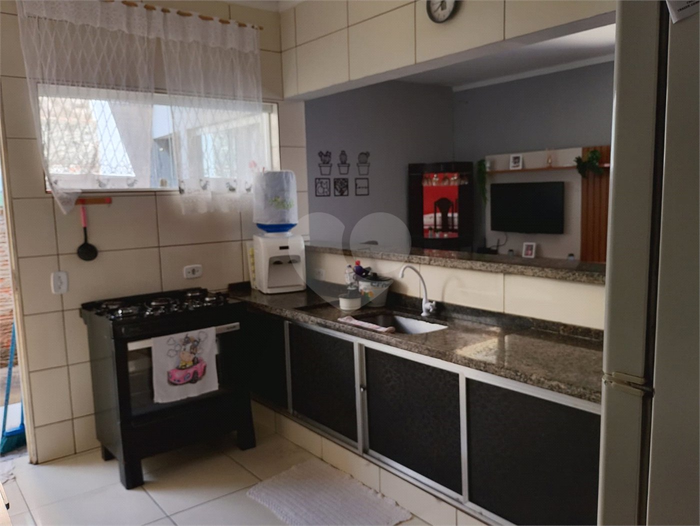 Casa à venda com 3 quartos, sendo 1 suíte, em Convívio do Santo, Porto Feliz, SP