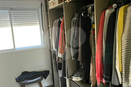 Apartamento à venda com 3 quartos, sendo 1 suíte, em Campo Grande, São Paulo, SP