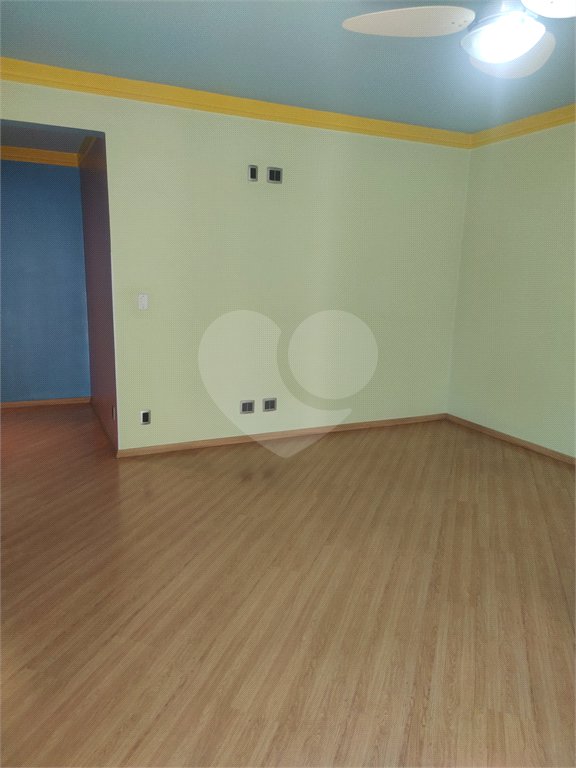 Casa à venda com 3 suítes no condomínio Residencial Suzano, Suzano - SP