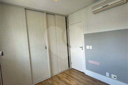 Apartamento à venda com 3 quartos, sendo 1 suíte, em Brooklin Paulista, São Paulo, SP