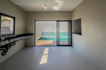 Casa à venda com 3 suítes em Jardim Paulista, Atibaia, SP
