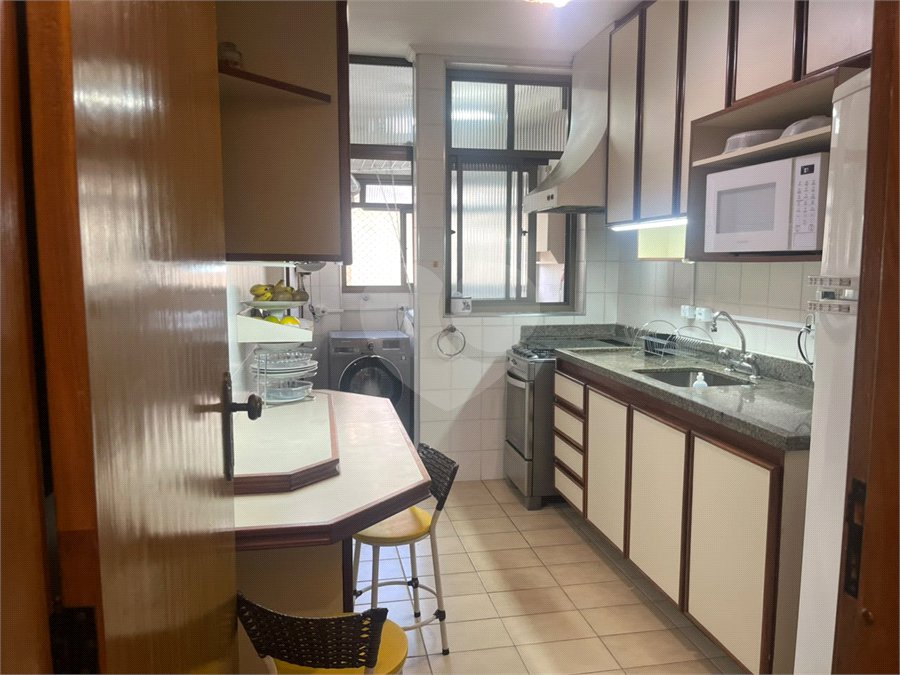 Apartamento à venda com 3 quartos, sendo 1 suíte, em Vila Gumercindo, São Paulo, SP