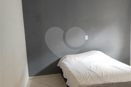 Casa à venda com 3 quartos em Vila Industrial, São José dos Campos, SP