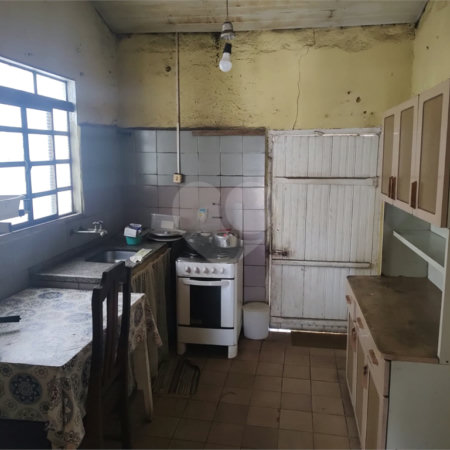 Casa à venda com 2 quartos, sendo 1 suíte, no Centro, Jarinu, SP