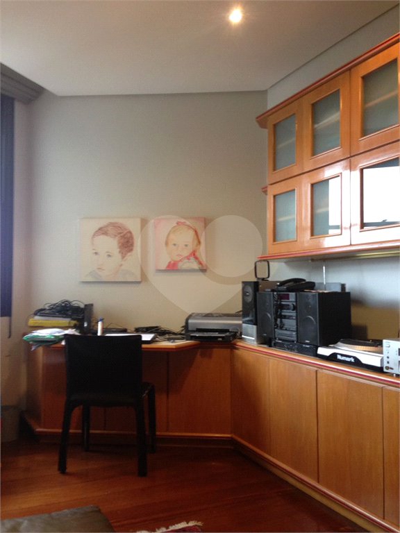 Apartamento à venda com 4 quartos, sendo 3 suítes, em Santana, São Paulo, SP