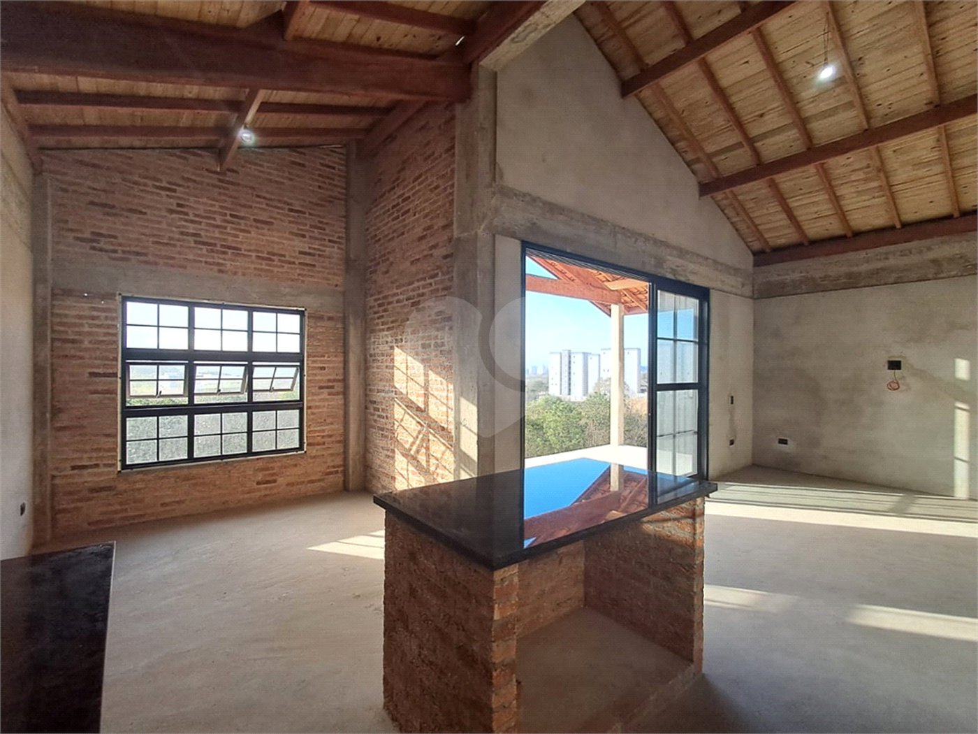 Casa à venda com 3 suítes no condomínio Village Porto Feliz, Porto Feliz - SP