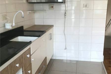 Apartamento à venda com 2 quartos em Vila Romana, São Paulo, SP