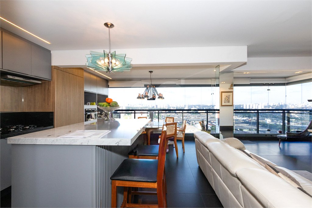 Apartamento à venda com 2 quartos, sendo 1 suíte,  em Vila Leopoldina, São Paulo, SP
