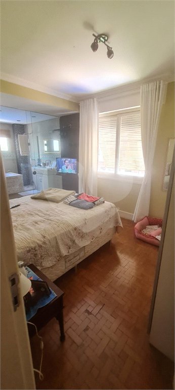 Apartamento à venda com 3 quartos, sendo 1 suíte, em Higienópolis, São Paulo, SP