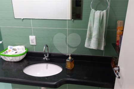 Sobrado à venda com 3 quartos, sendo 1 suíte, em Vila Gomes, São Paulo, SP
