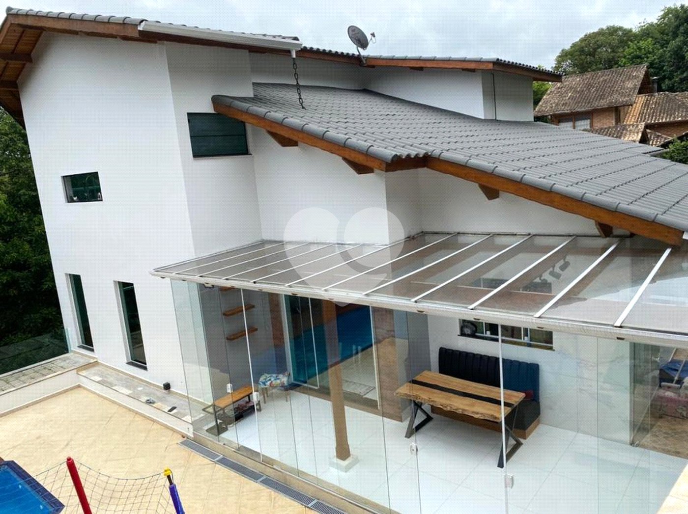 Casa à venda ou para alugar com 4 suítes no condomínio Associação Reserva das Hortênsias, Mairiporã - SP