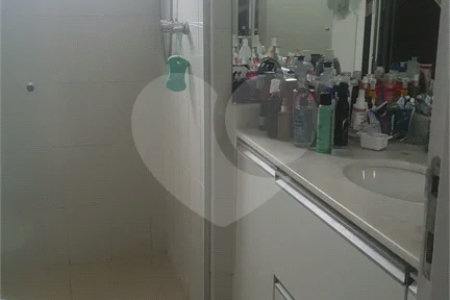 Apartamento maravilhoso na Mooca com 151m e 3 dormitórios,2 suítes e 3 vagas..