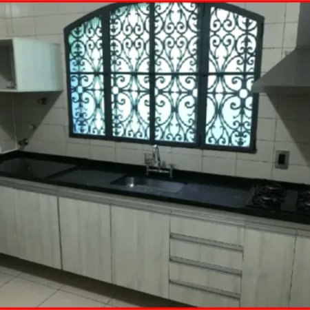 Sobrado à venda com 3 quartos, sendo 1 suíte, em Ferreira, São Paulo, SP