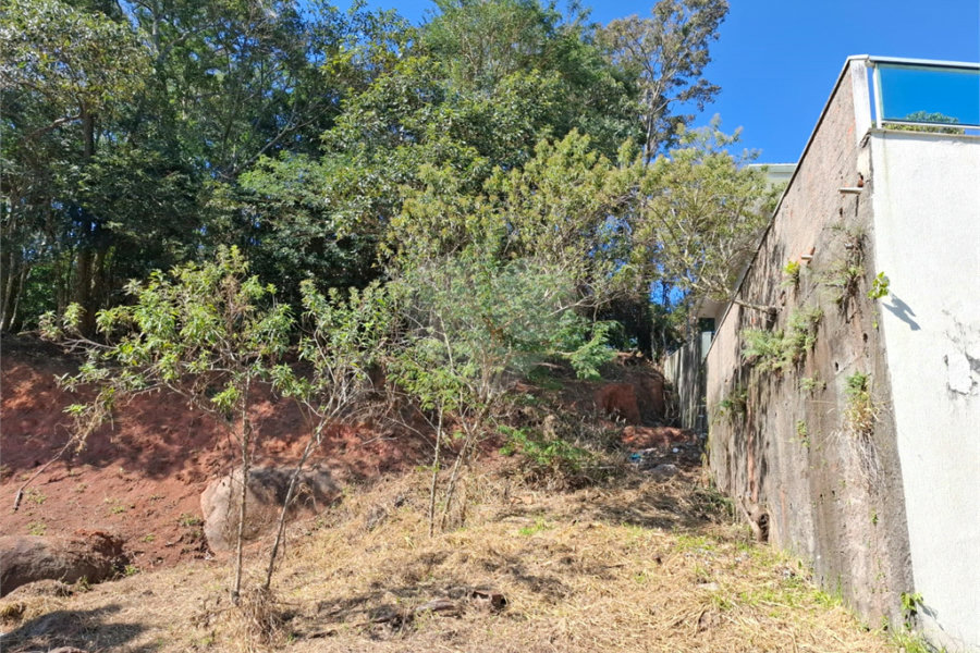 Terreno à venda no condomínio Itaguaçu da Cantareira, São Paulo - SP