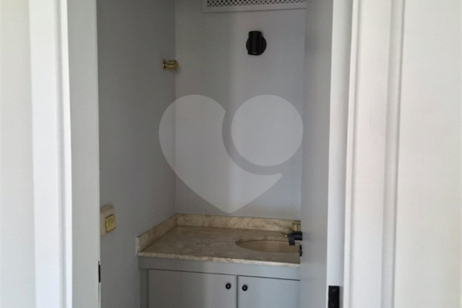 Apartamento à venda ou para alugar com 4 quartos, sendo 2 suítes, em Santana, São Paulo, SP