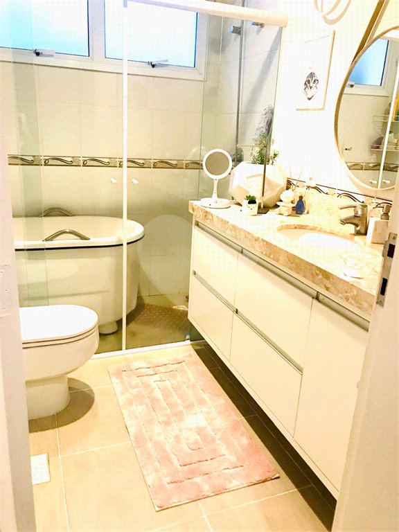 Casa à venda com 3 quartos, sendo 1 suíte, no condomínio Residencial Patrimônio do Carmo, São Roque - SP