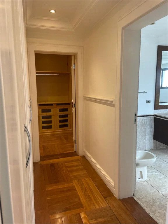 Apartamento à venda com 4 suítes em Vila Suzana, São Paulo, SP