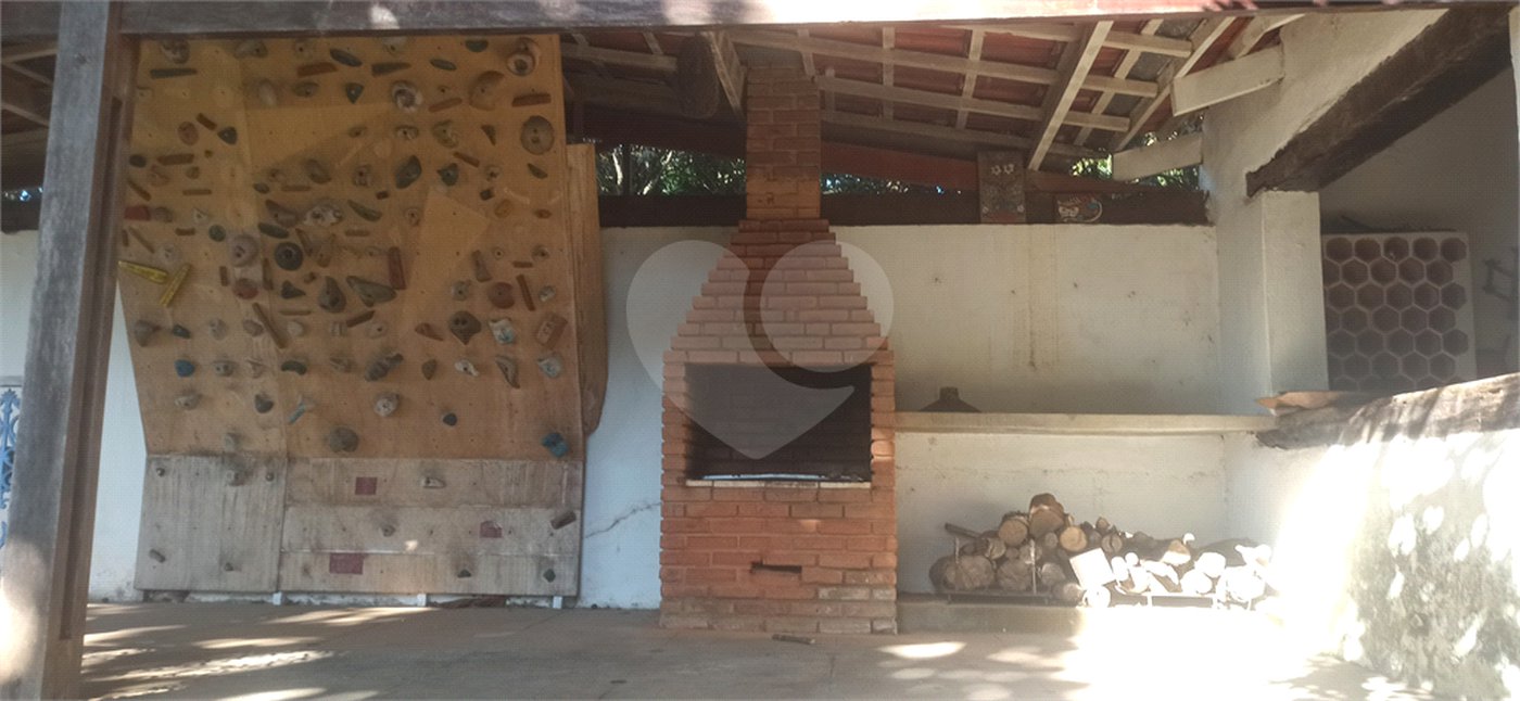Chácara à venda com 5 quartos, sendo 3 suítes, em Parque Residencial Atibaia, Atibaia, SP